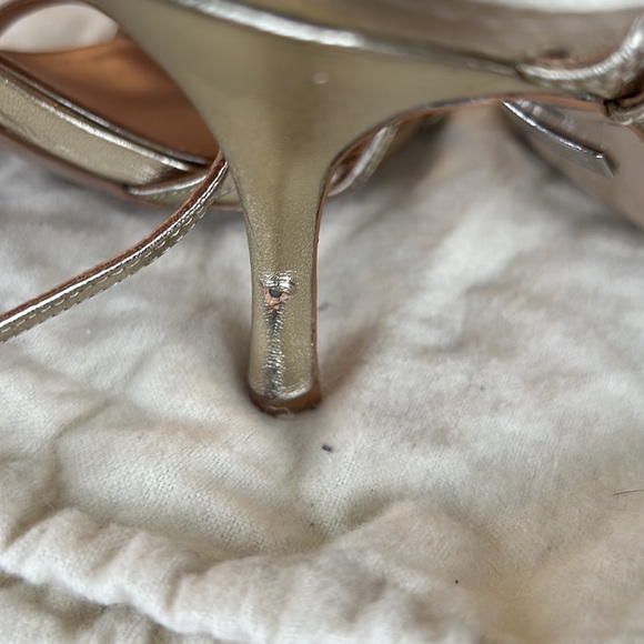 Badgley Mischka metallic gold strapped ankle wrap sandals - Picture 4 of 5